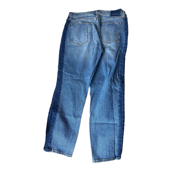 Abercrombie & Fitch High Rise Mom Jeans Distressed Denim 30 10R 26” Inseam - Picture 3 of 7